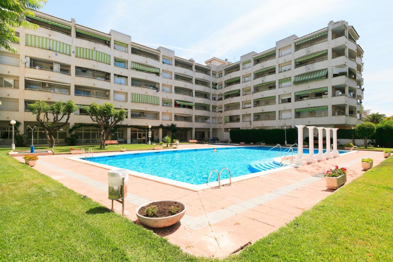 Uhc Marathon Apartments Salou Eksteriør billede